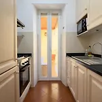 Casa Di Lia - Centro Di Διαμέρισμα Σαν Ρέμο